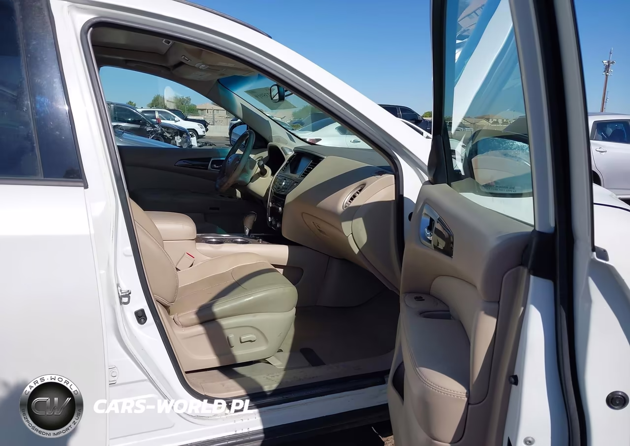2015 Nissan Pathfinder Platinum VIN:5N1AR2MN5FC633026 - 5