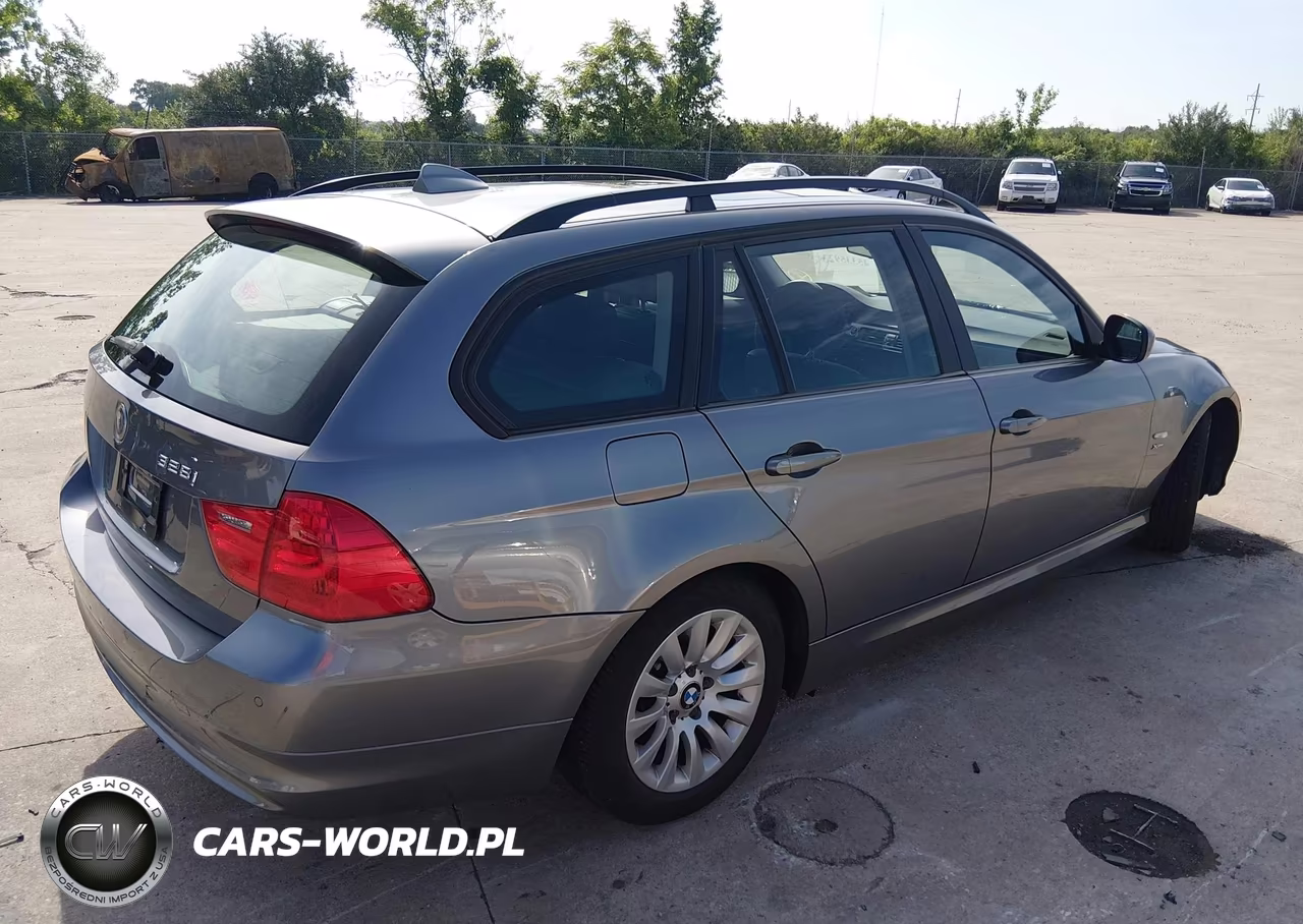 2009 BMW 328I xDrive VIN:WBAUU33569A539970 - 4