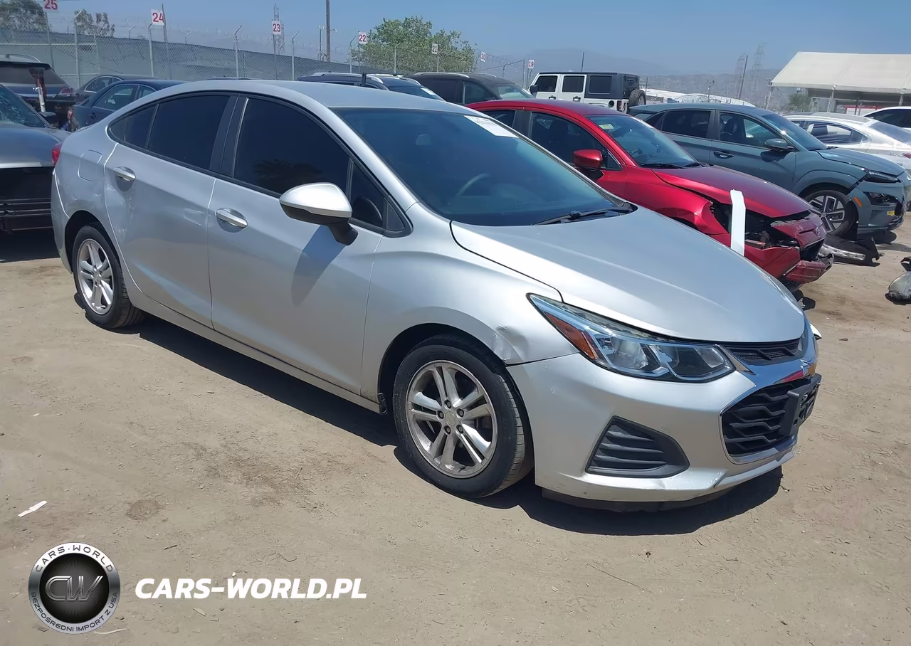 2019 Chevrolet Cruze Ls – zdjęcie 1 z 16