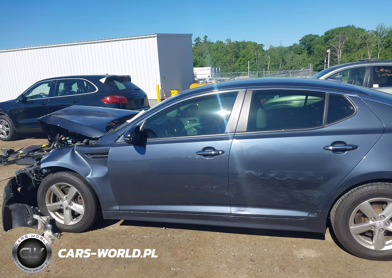 2015 Kia Optima Lx VIN:5XXGM4A75FG470585 - 13