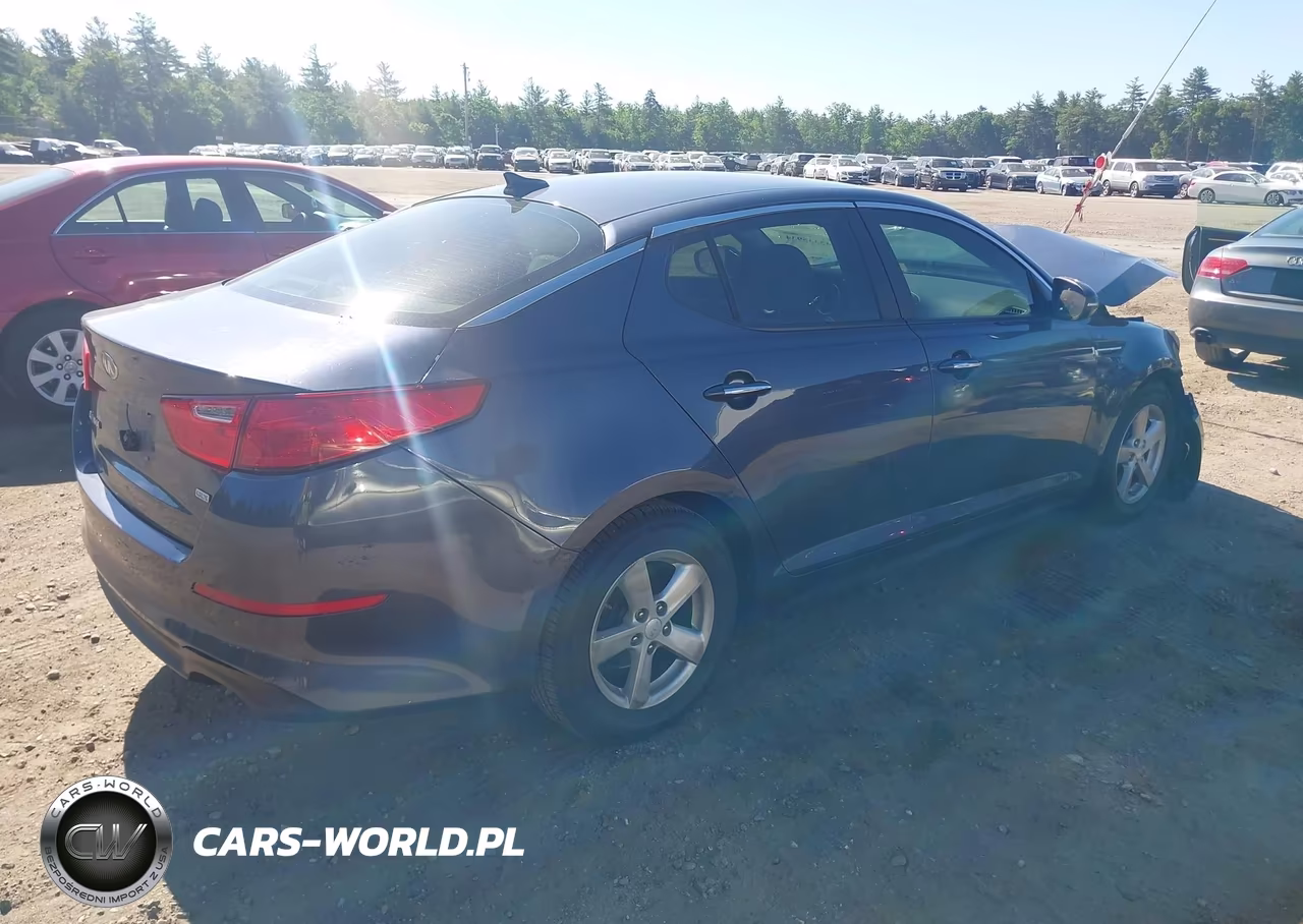 2015 Kia Optima Lx VIN:5XXGM4A75FG470585 - 4