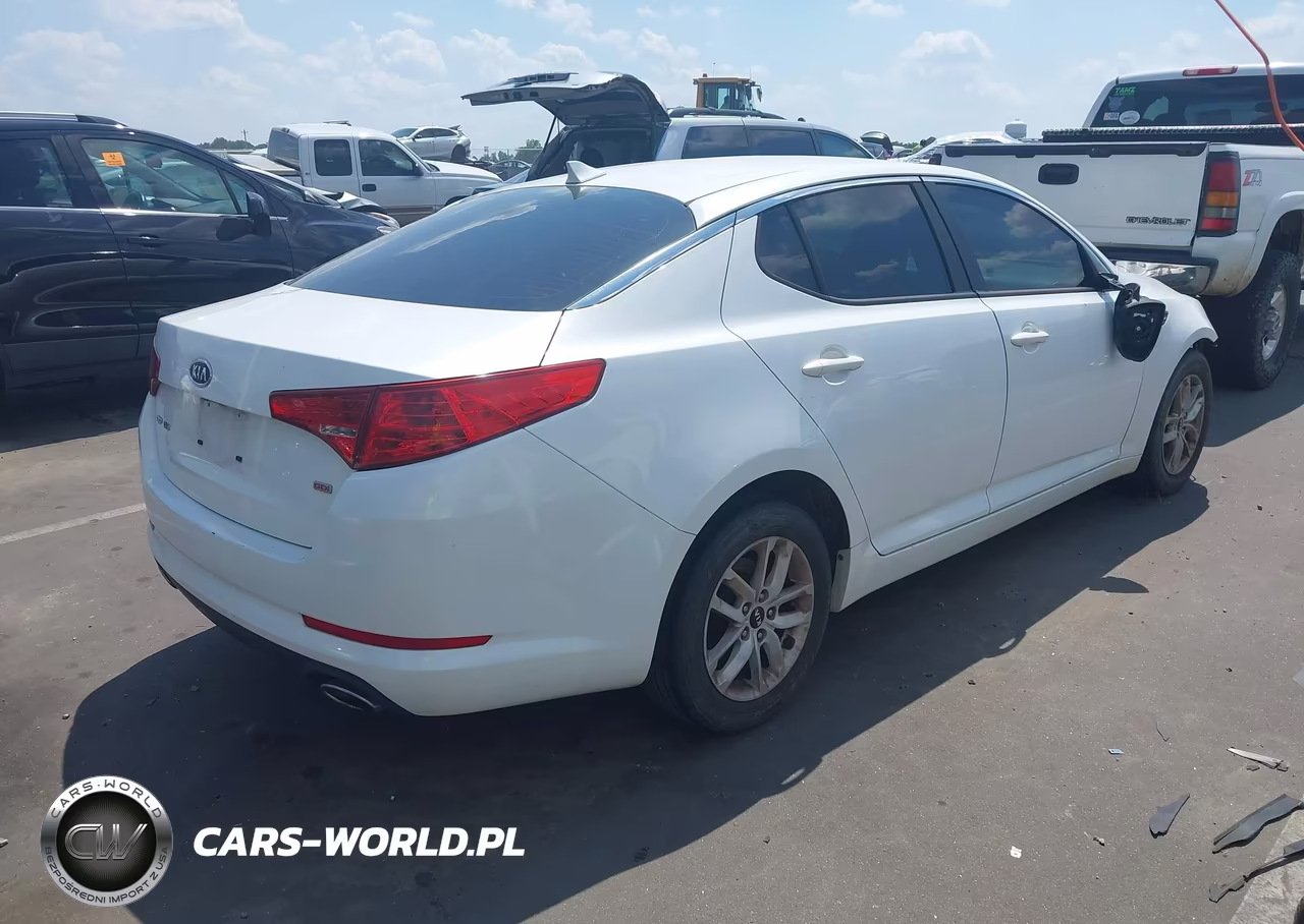 2011 Kia Optima Lx VIN:KNAGM4A74B5072960 - 4