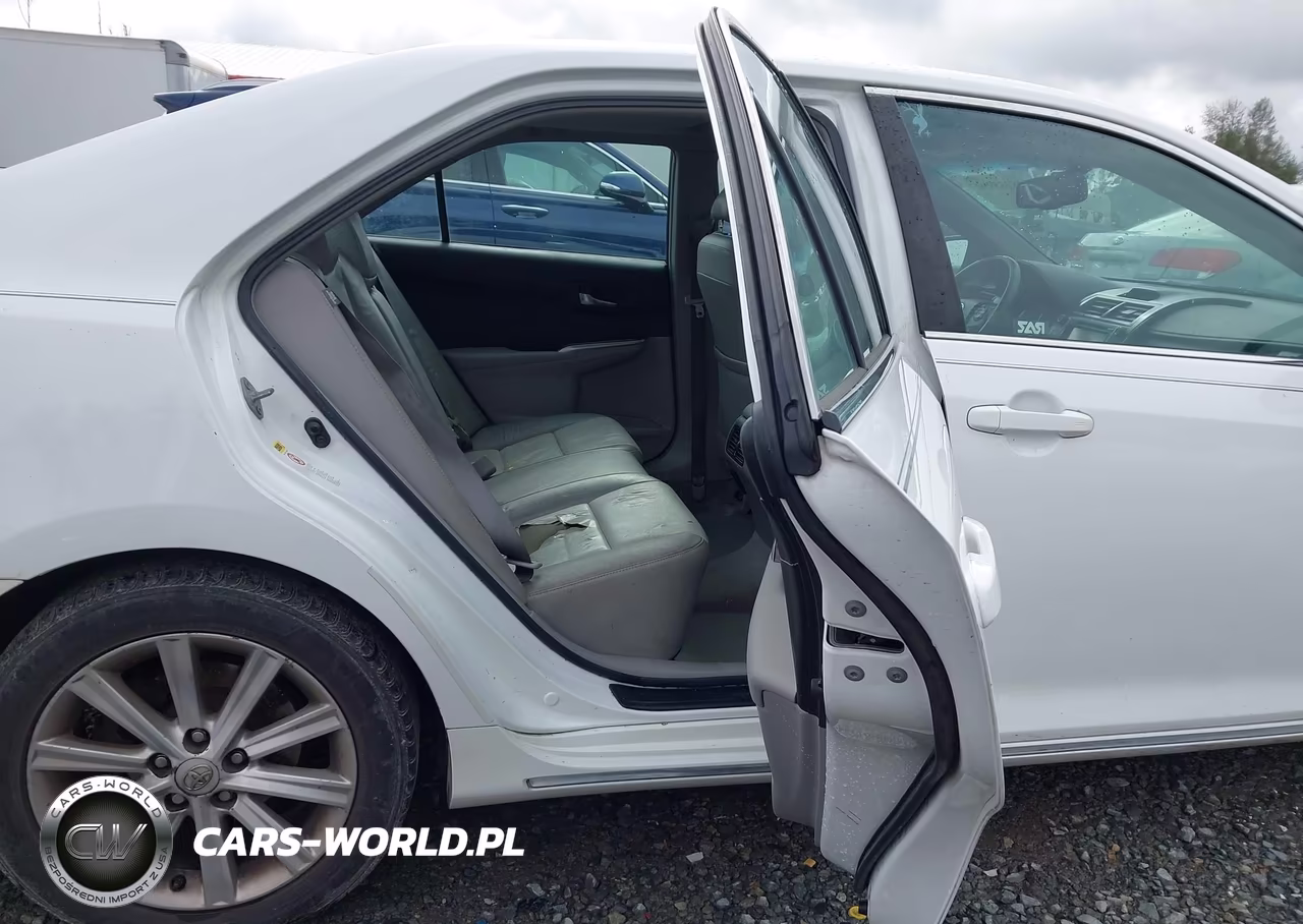 2014 Toyota Camry Xle VIN:4T4BF1FKXER377359 - 8