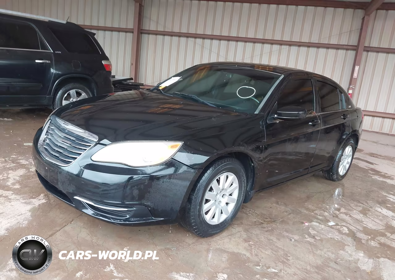 2011 Chrysler 200 Touring VIN:1C3BC1FB1BN585826 - 2