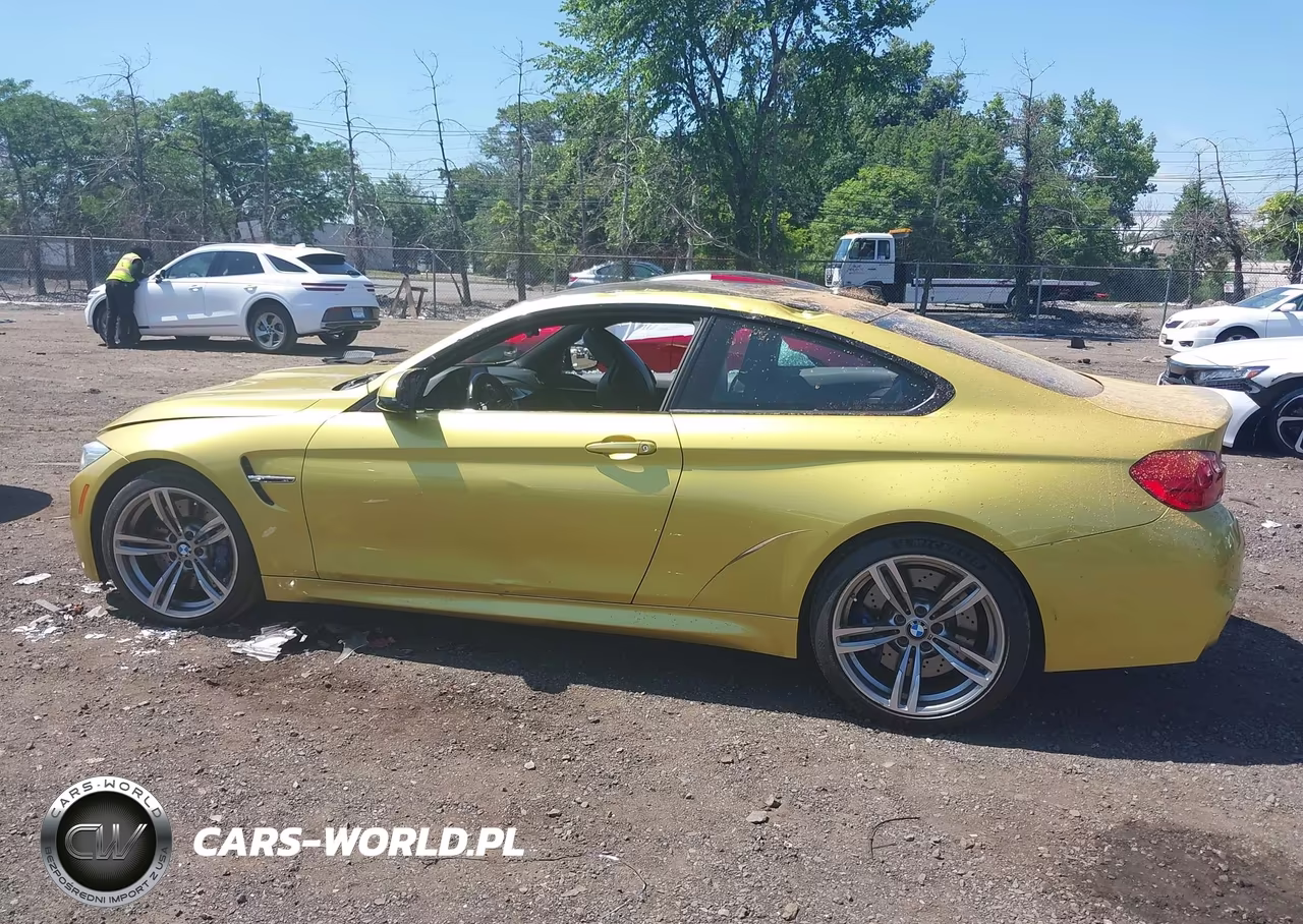 2015 BMW M4 VIN:WBS3R9C57FK329444 - 14
