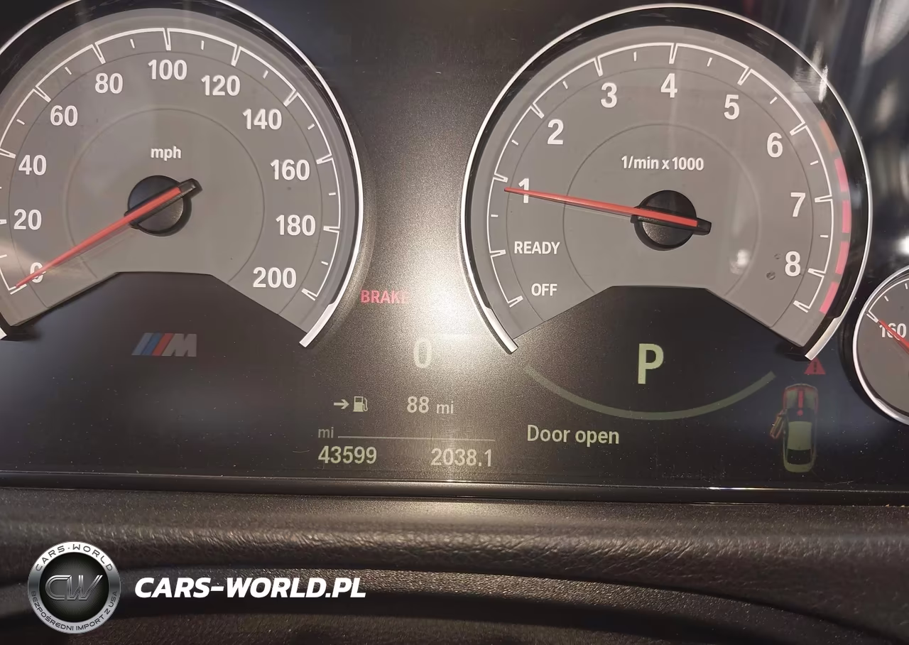 2015 BMW M4 VIN:WBS3R9C57FK329444 - 7