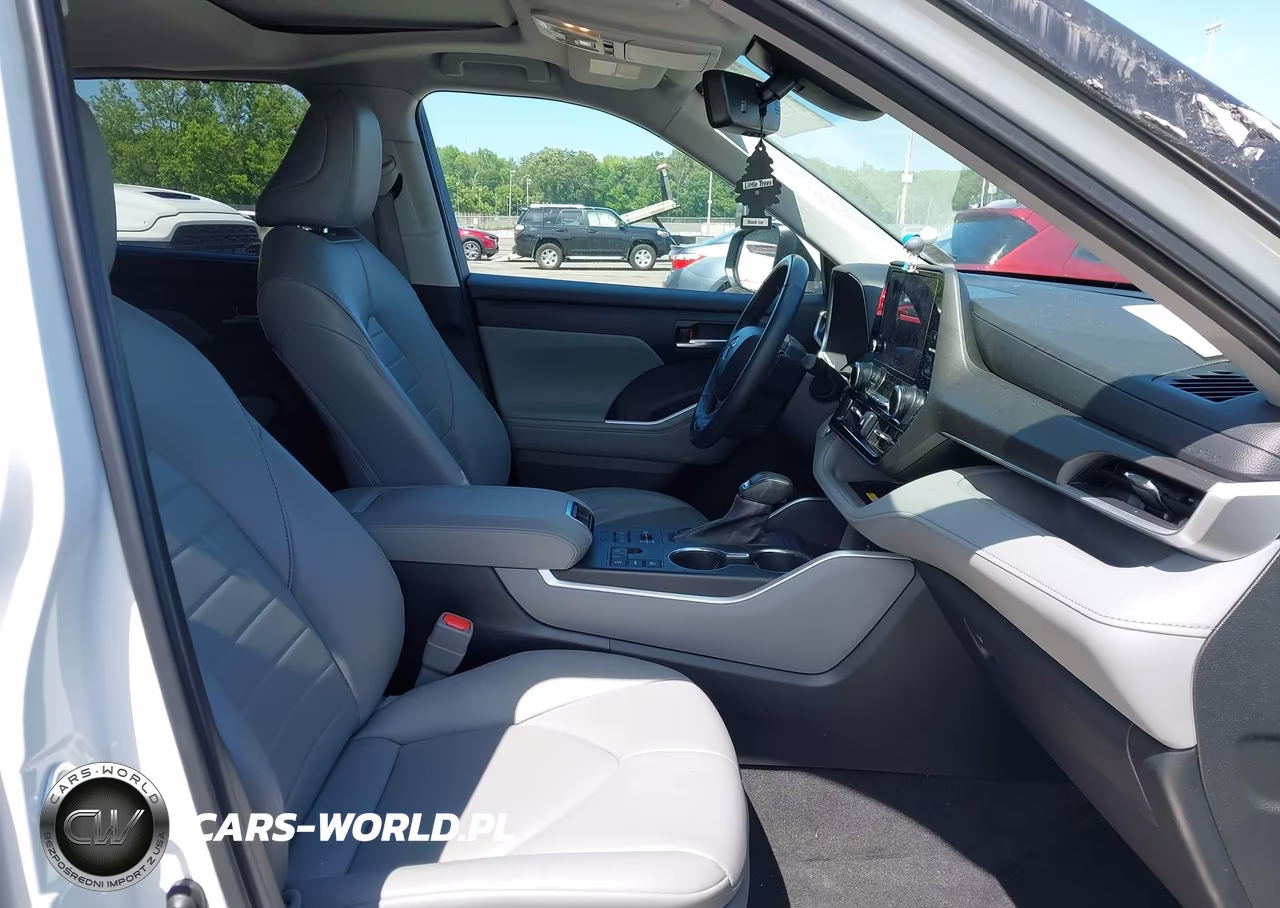 2023 Toyota Highlander Xle VIN:5TDKDRBHXPS045782 - 5