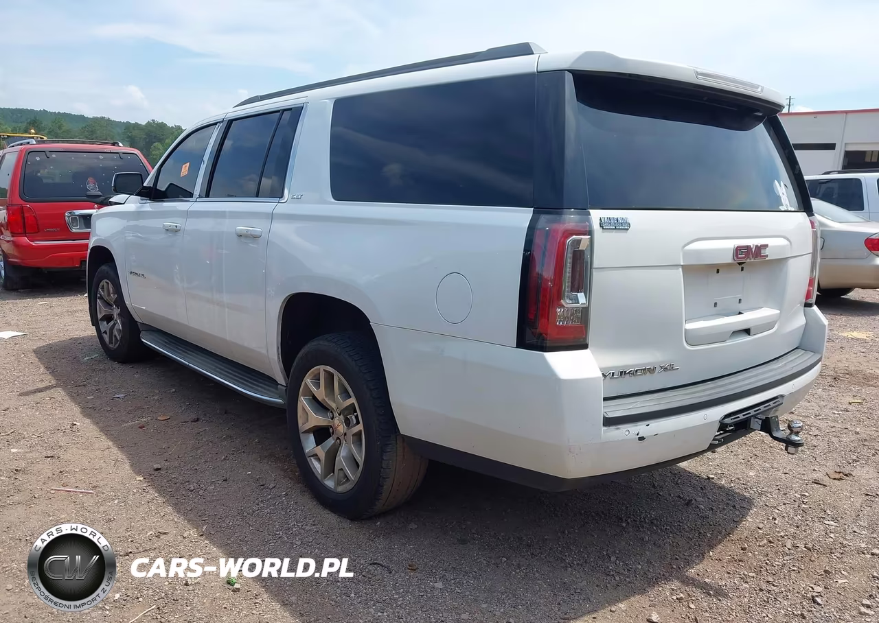 2015 GMC Yukon Xl 1500 Slt VIN:1GKS1HKC1FR510068 - 3