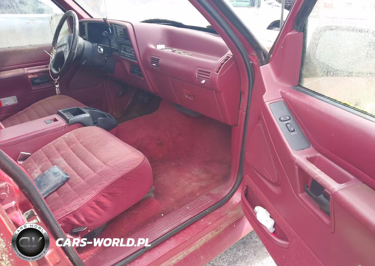1994 Ford Explorer VIN:1FMDU34X5RUA87555 - 5