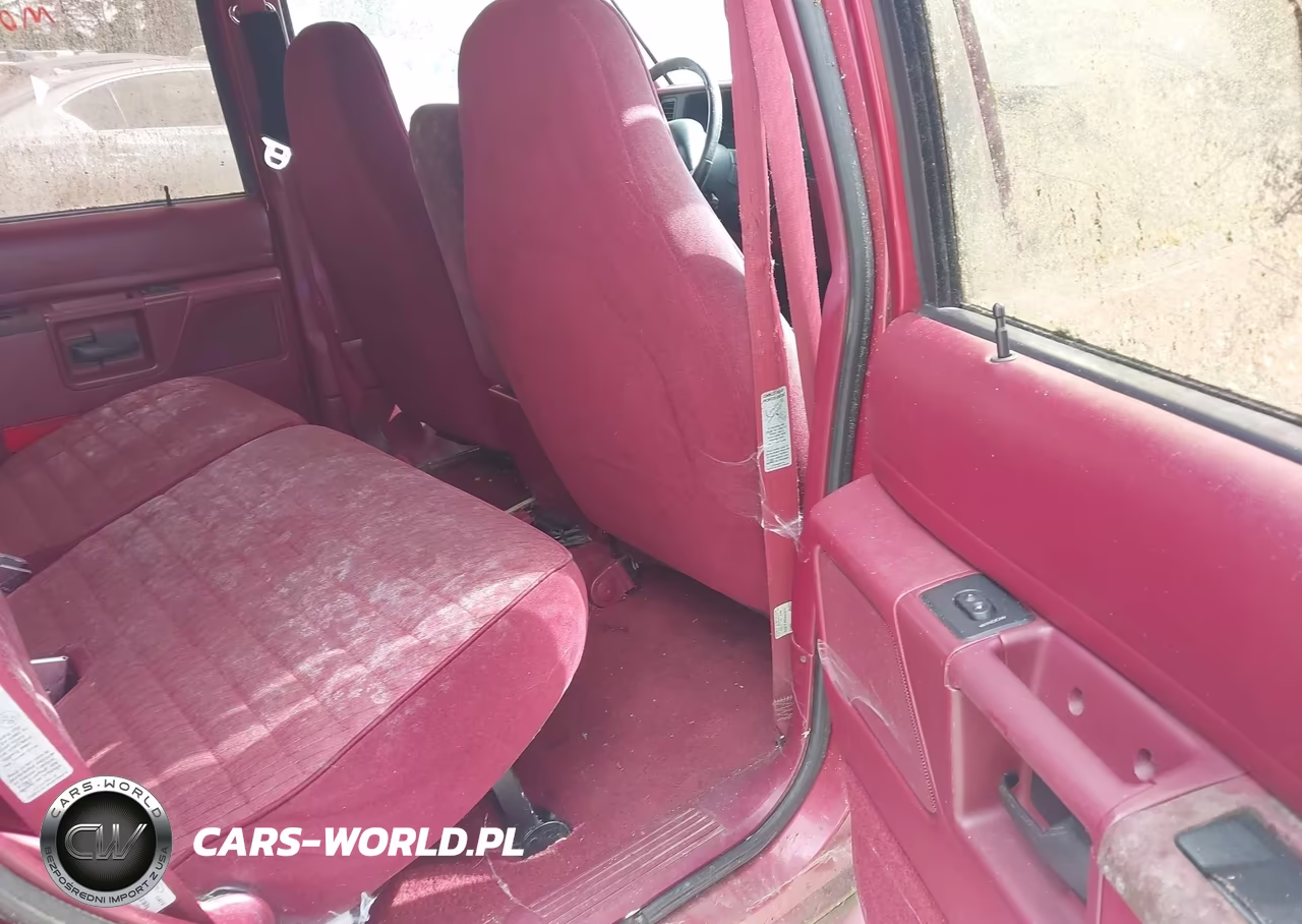 1994 Ford Explorer VIN:1FMDU34X5RUA87555 - 8