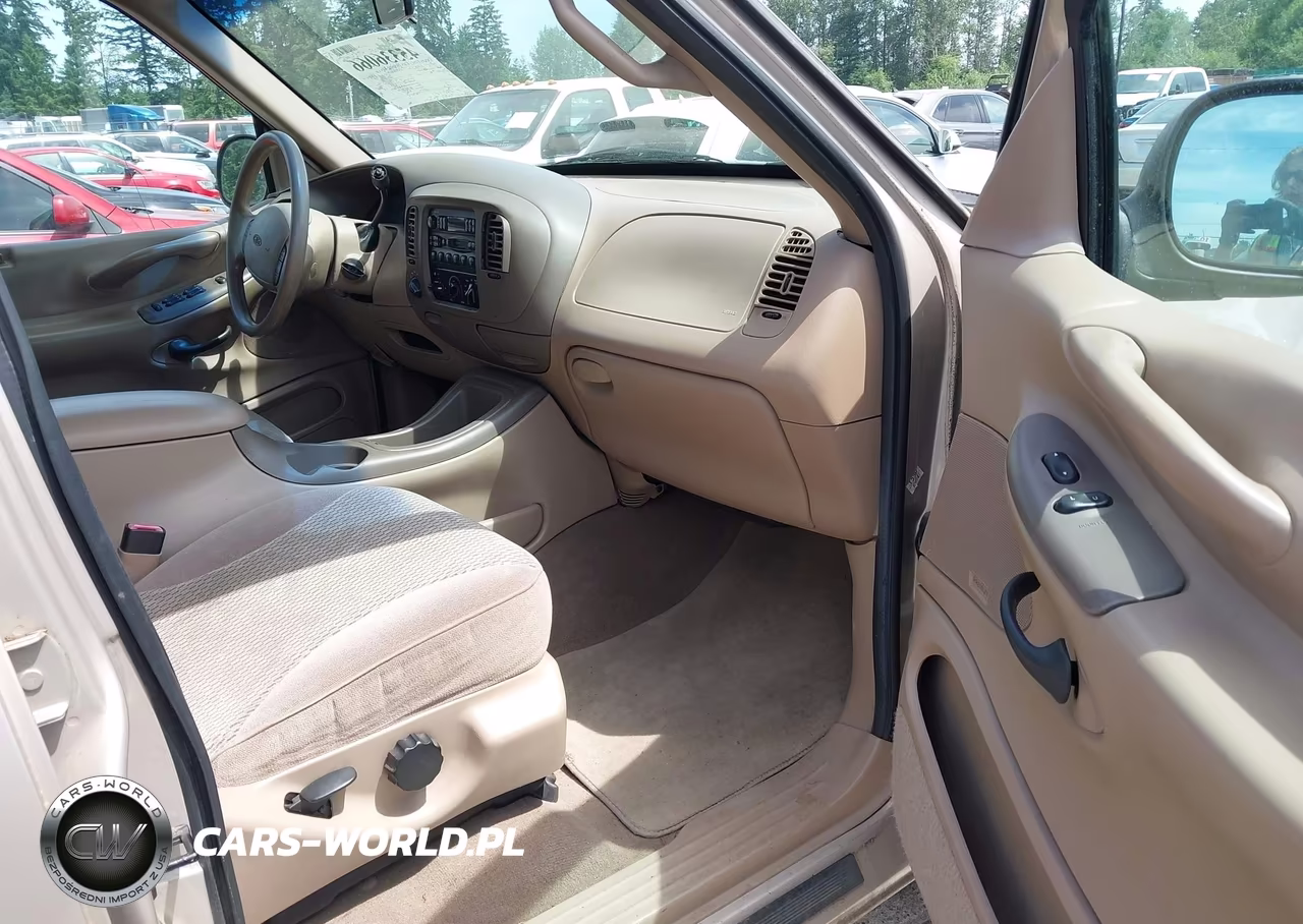 1997 Ford Expedition Eddie Bauer-Xlt VIN:1FMEU18WXVLA66548 - 5