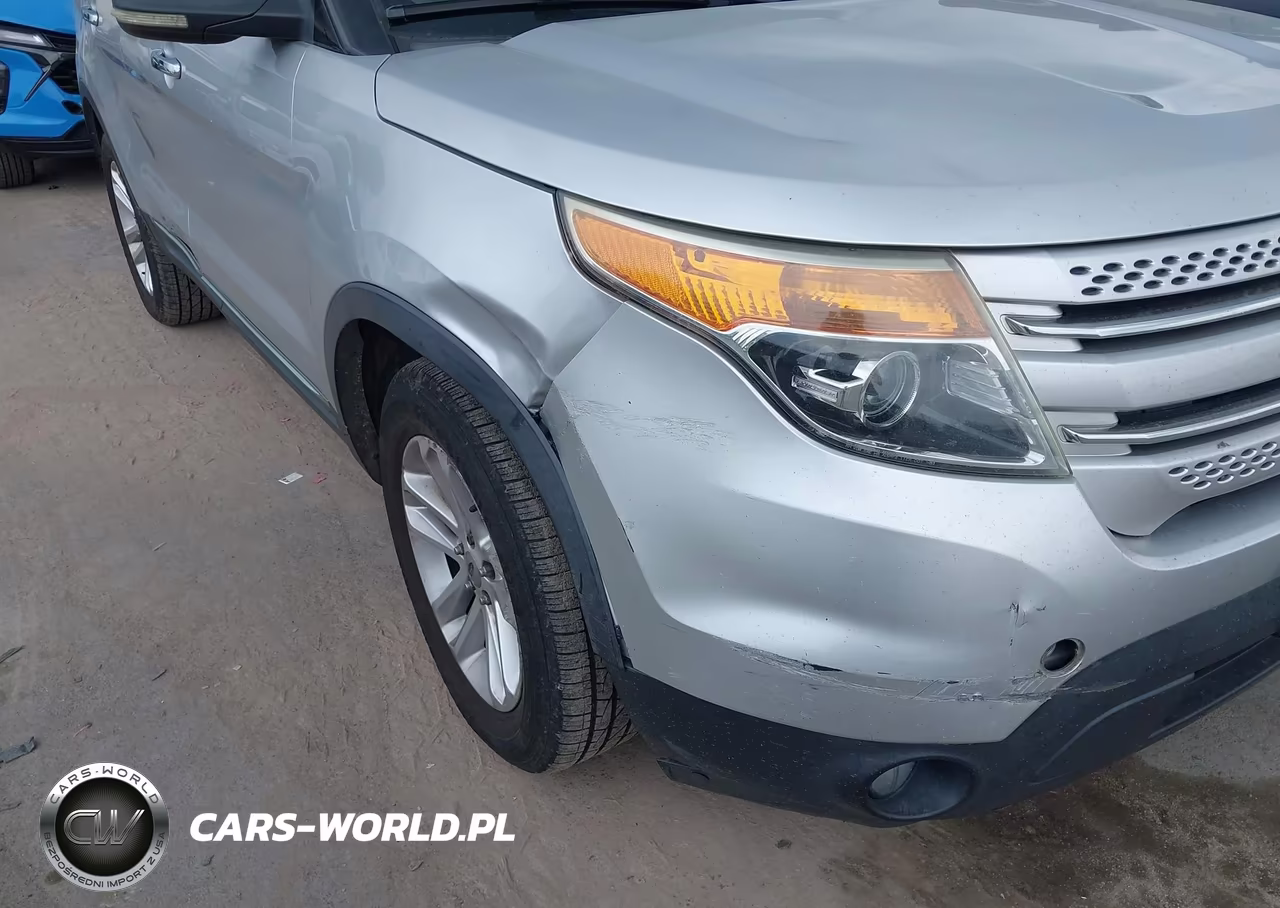 2011 Ford Explorer Xlt VIN:1FMHK7D85BGA90774 - 12