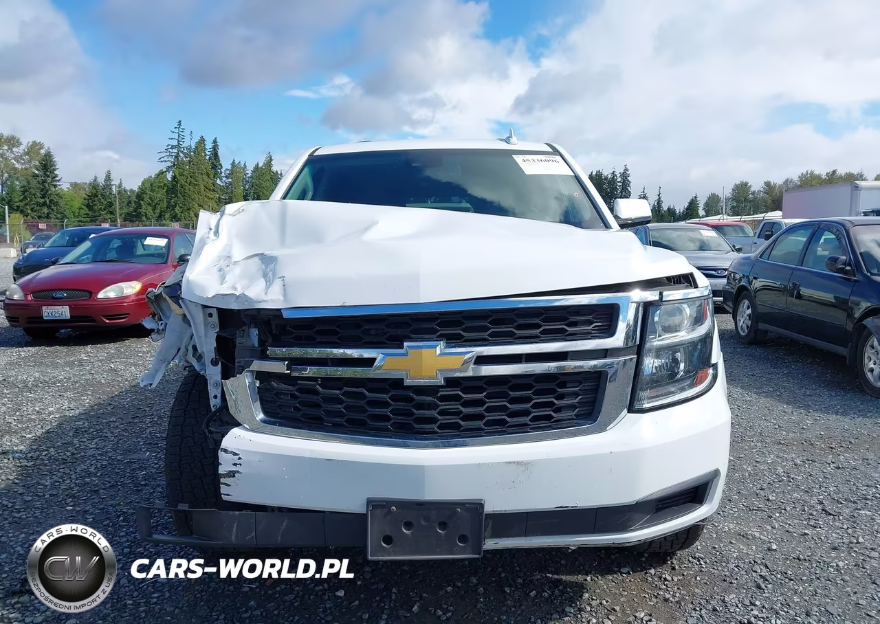 2019 Chevrolet Suburban Lt VIN:1GNSKHKC3KR217900 - 12