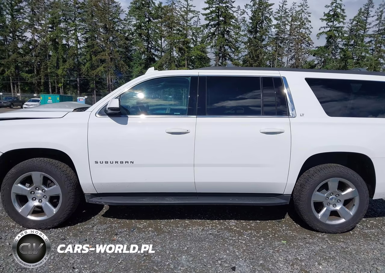 2019 Chevrolet Suburban Lt VIN:1GNSKHKC3KR217900 - 14