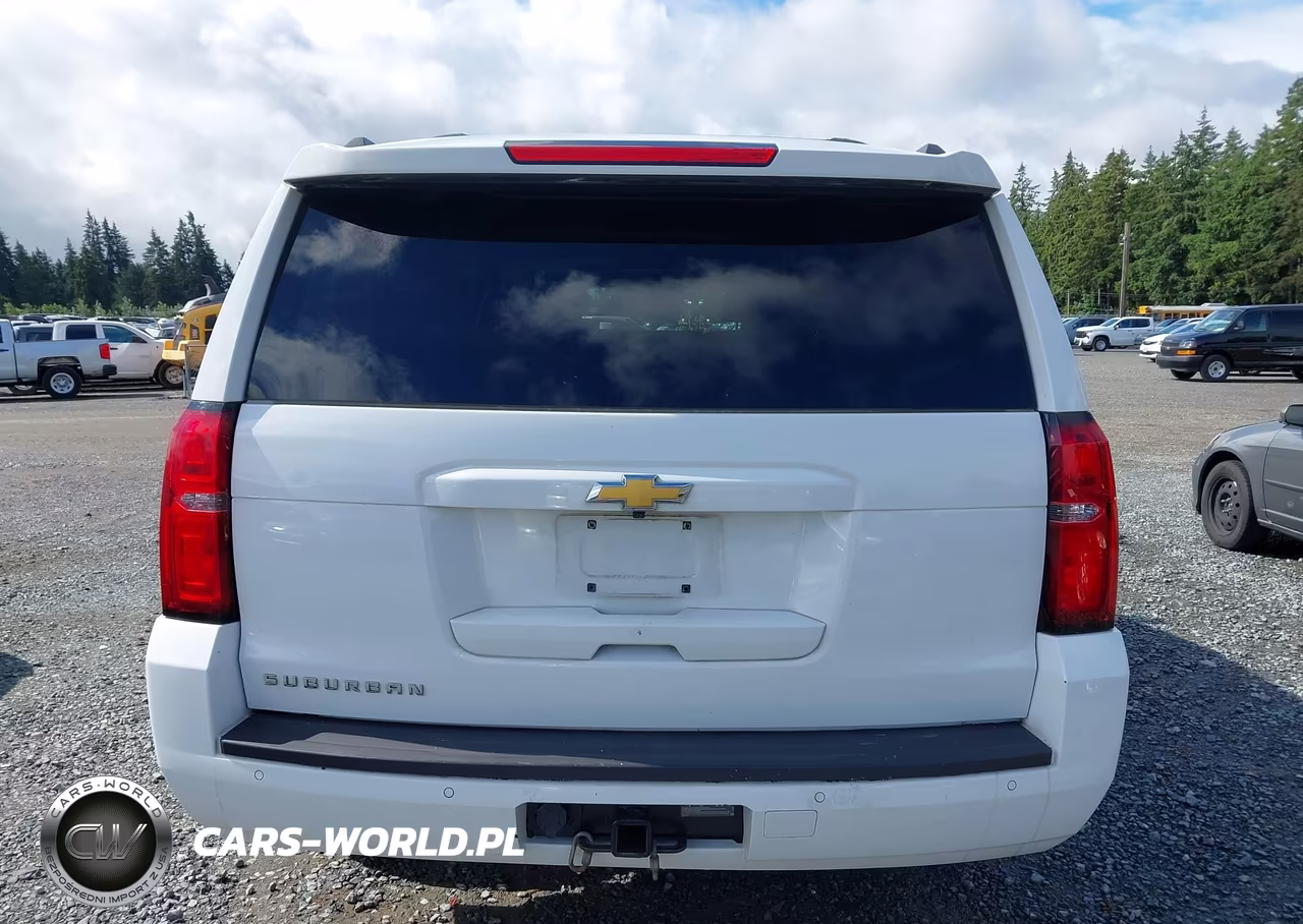 2019 Chevrolet Suburban Lt VIN:1GNSKHKC3KR217900 - 16