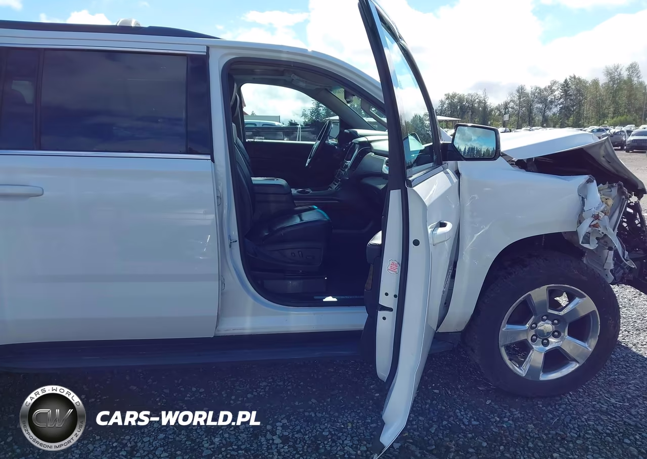 2019 Chevrolet Suburban Lt VIN:1GNSKHKC3KR217900 - 5