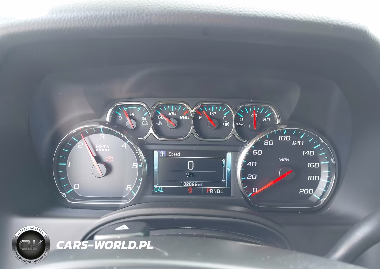 2019 Chevrolet Suburban Lt VIN:1GNSKHKC3KR217900 - 7
