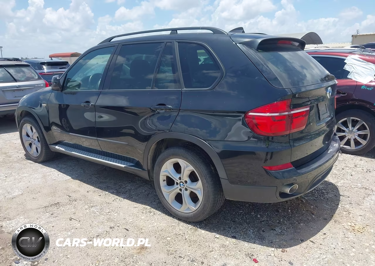 2013 BMW X5 xDrive35D VIN:5UXZW0C55D0B96182 - 3