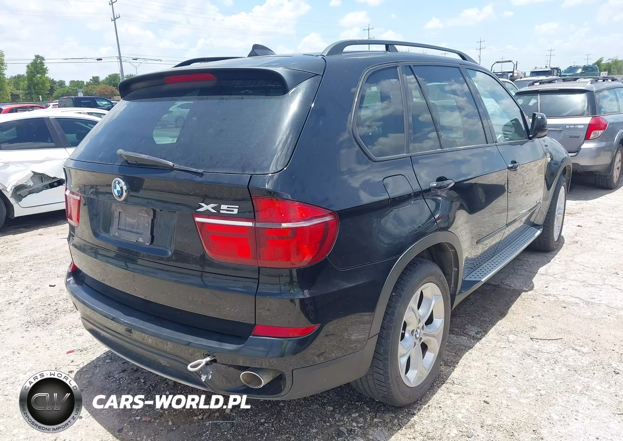 2013 BMW X5 xDrive35D VIN:5UXZW0C55D0B96182 - 4
