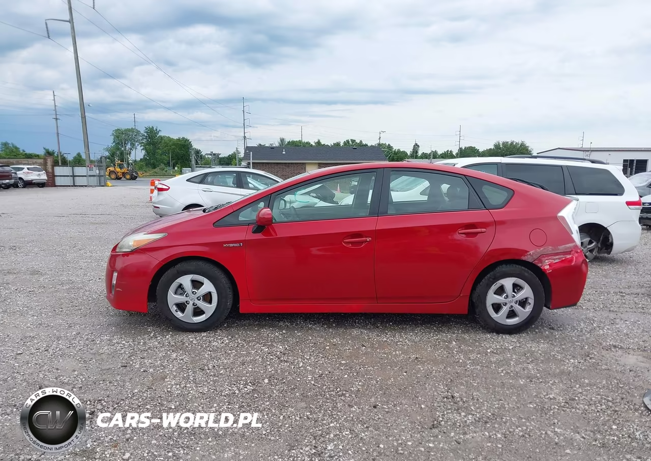 2011 Toyota Prius Three VIN:JTDKN3DU4B5367594 - 14