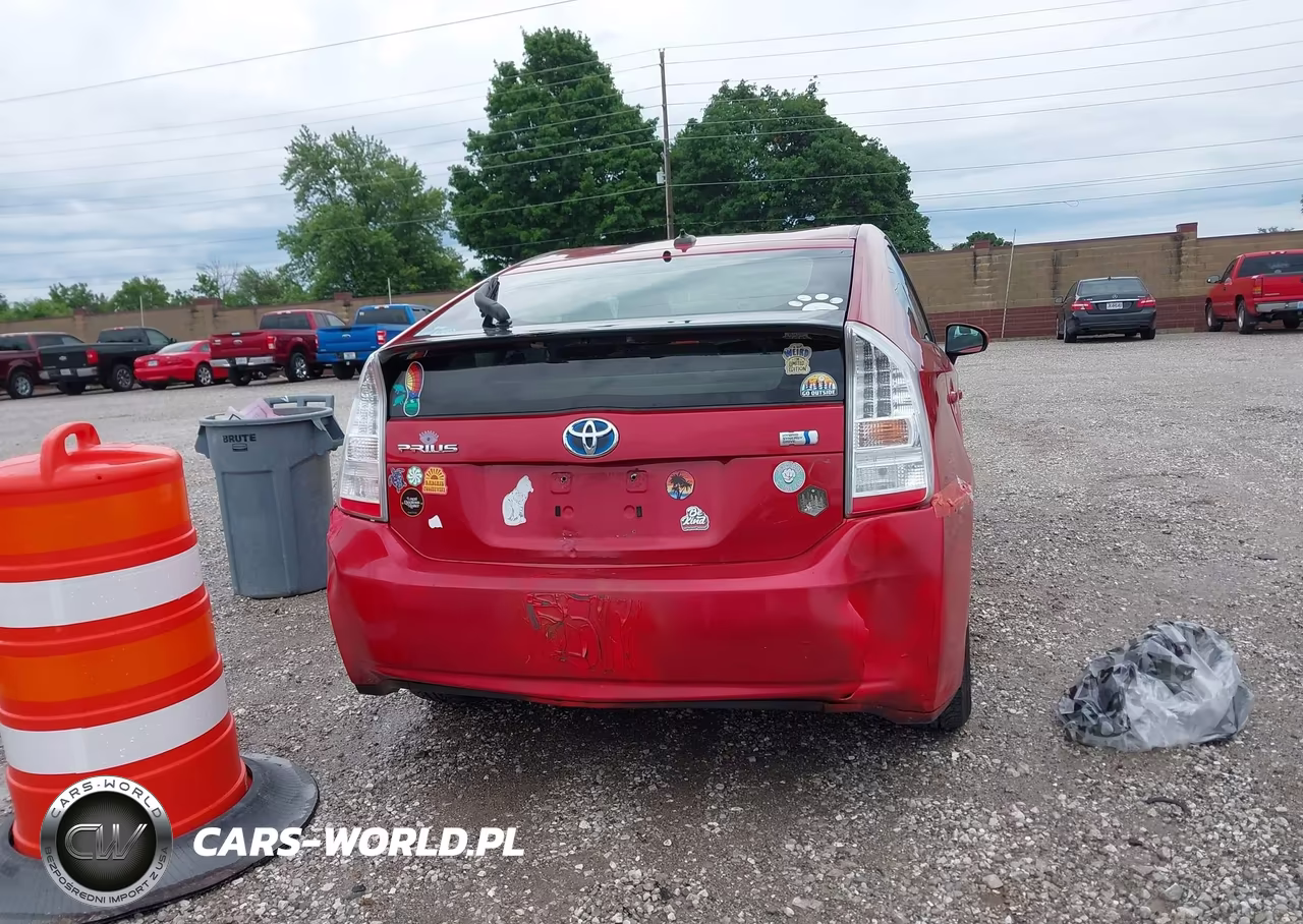 2011 Toyota Prius Three VIN:JTDKN3DU4B5367594 - 16