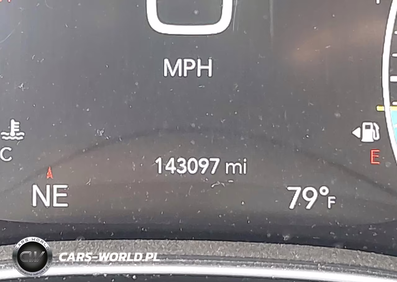 2017 Chrysler Pacifica Touring-L Plus VIN:2C4RC1EG9HR591375 - 15