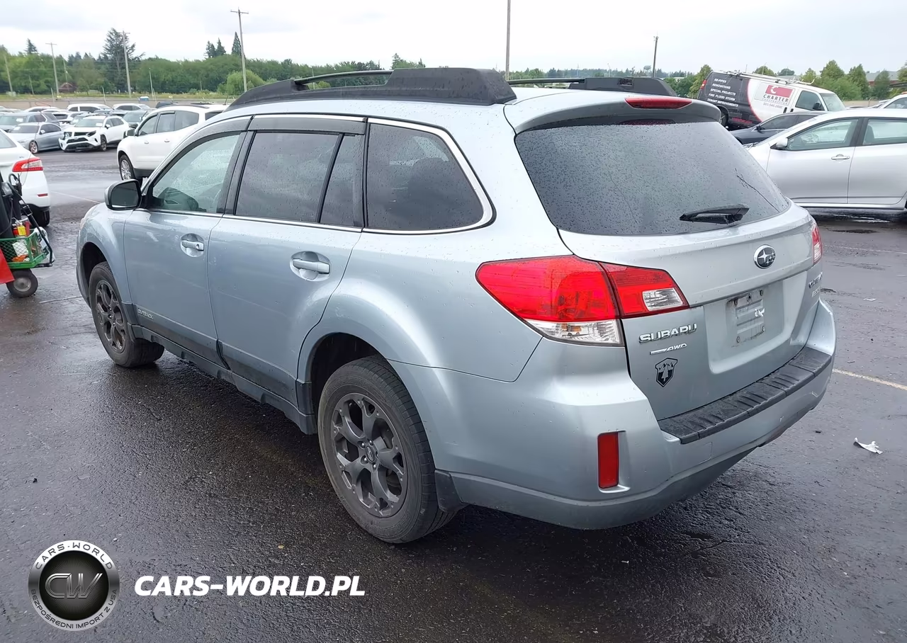 2013 Subaru Outback 2.5I Premium VIN:4S4BRBCCXD3303061 - 3