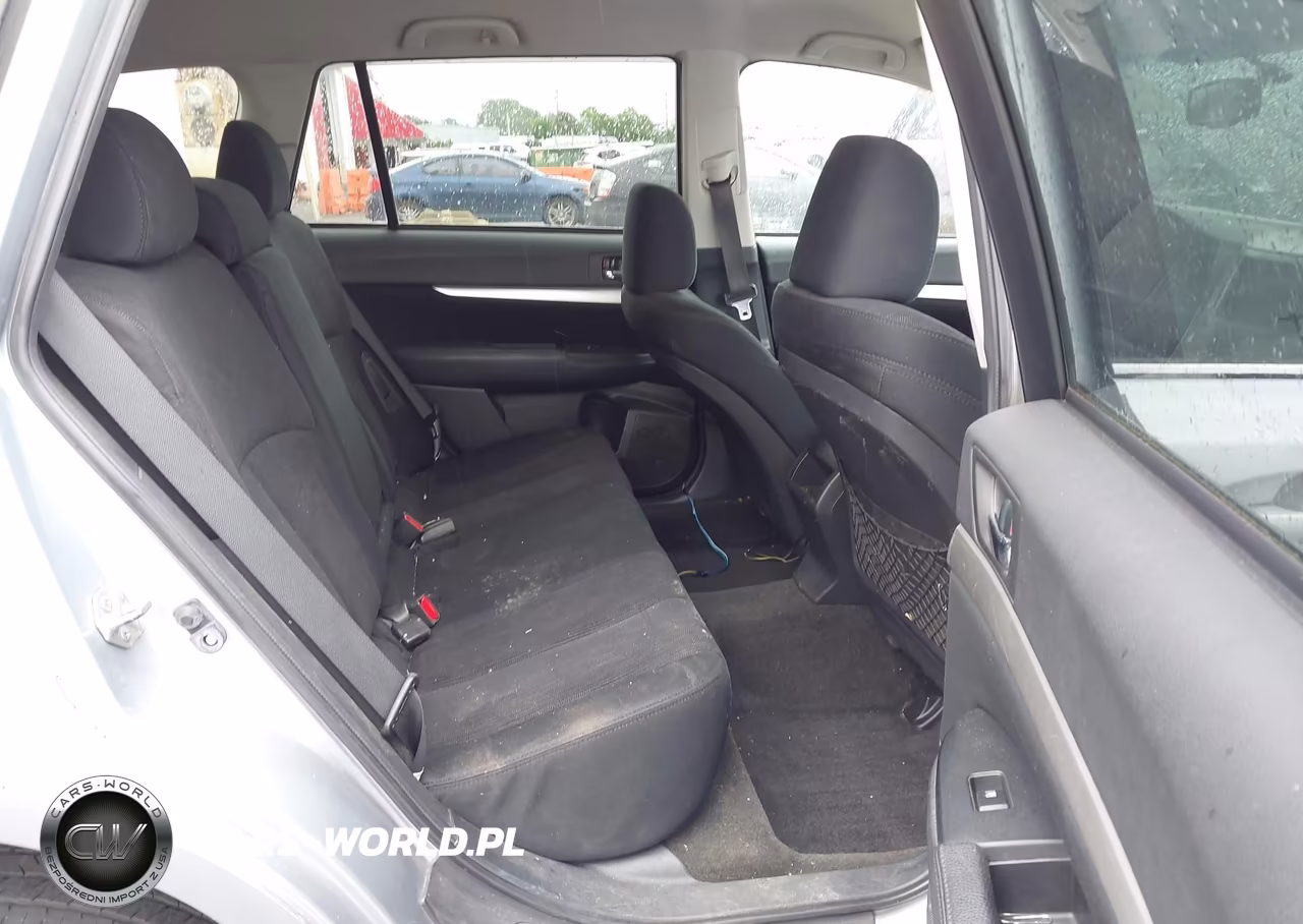 2013 Subaru Outback 2.5I Premium VIN:4S4BRBCCXD3303061 - 8