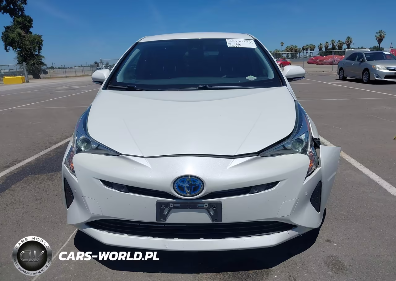2018 Toyota Prius Two VIN:JTDKBRFU2J3066938 - 12