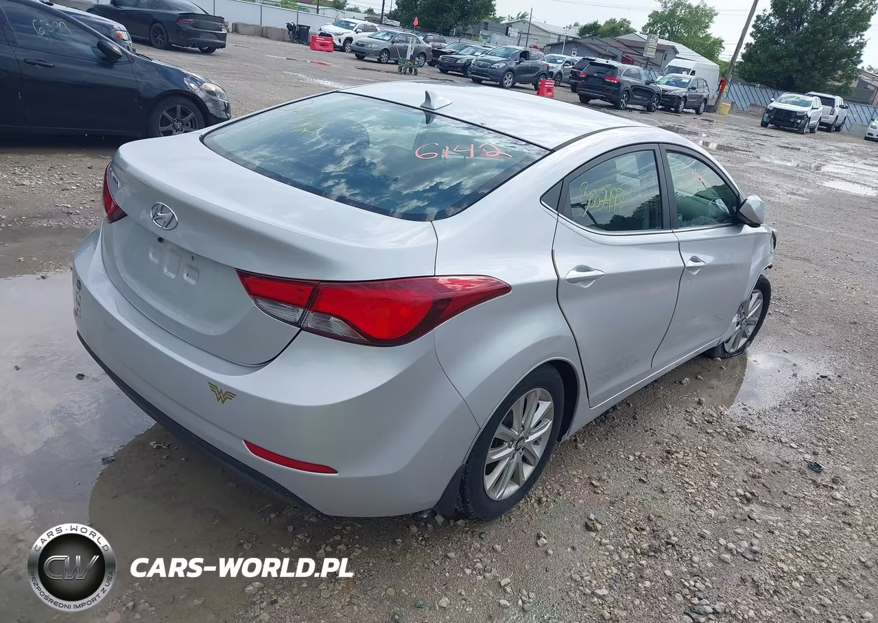 2015 Hyundai Elantra Se VIN:KMHDH4AE9FU437696 - 4