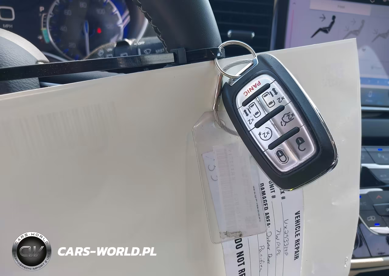 2024 Chrysler Pacifica Touring L VIN:2C4RC1BG3RR132719 - 11
