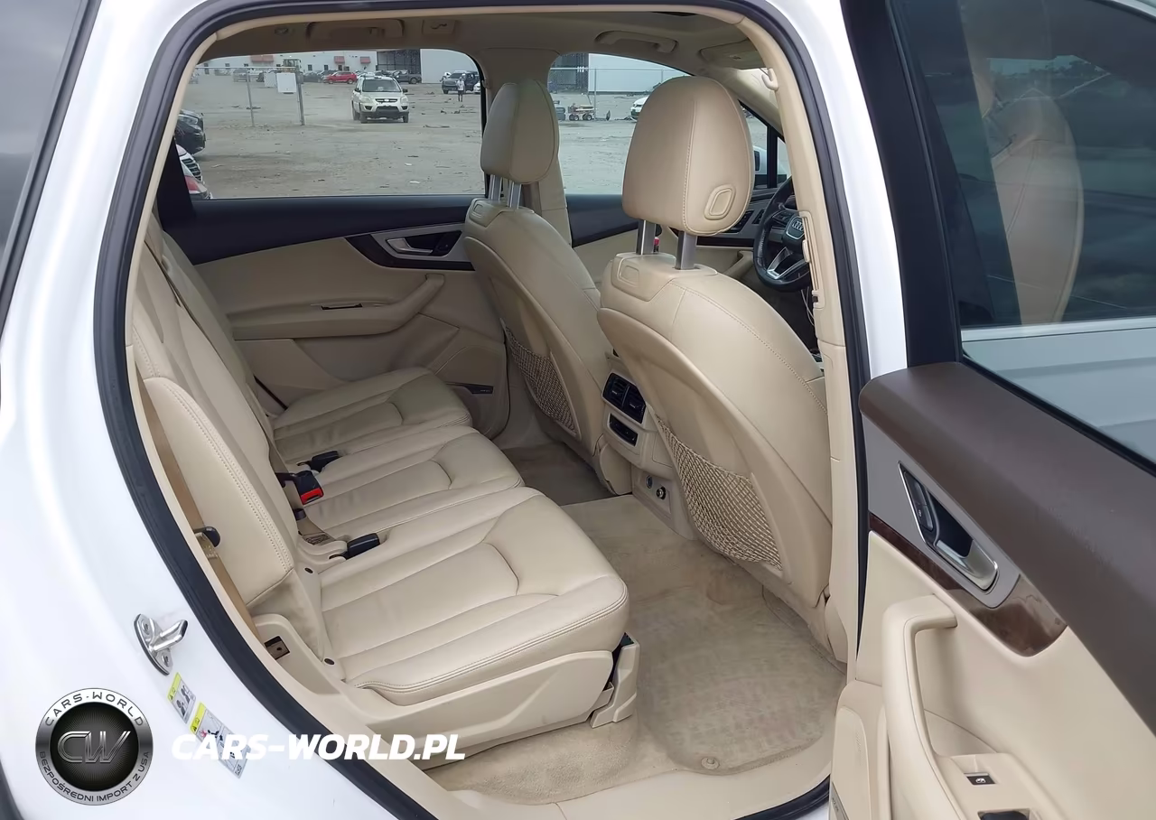2018 Audi Q7 2.0T Premium VIN:WA1LHAF79JD020784 - 8