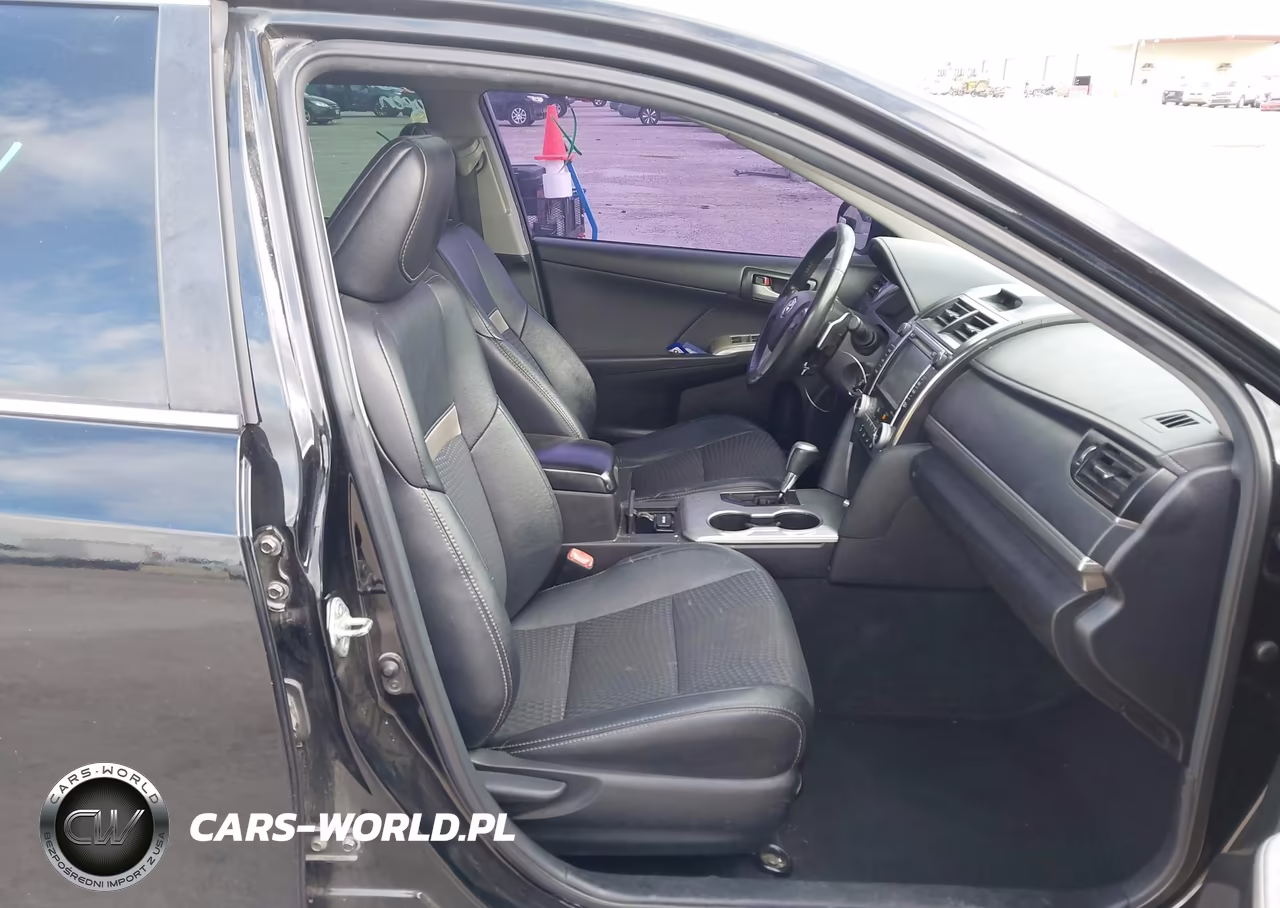 2014 Toyota Camry Se Sport VIN:4T1BF1FKXEU864670 - 5