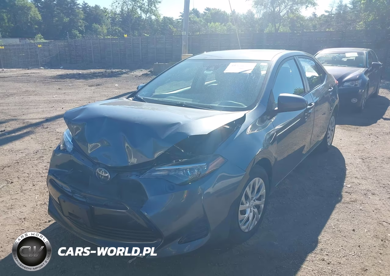 2019 Toyota Corolla Le VIN:2T1BURHE5KC140121 - 2