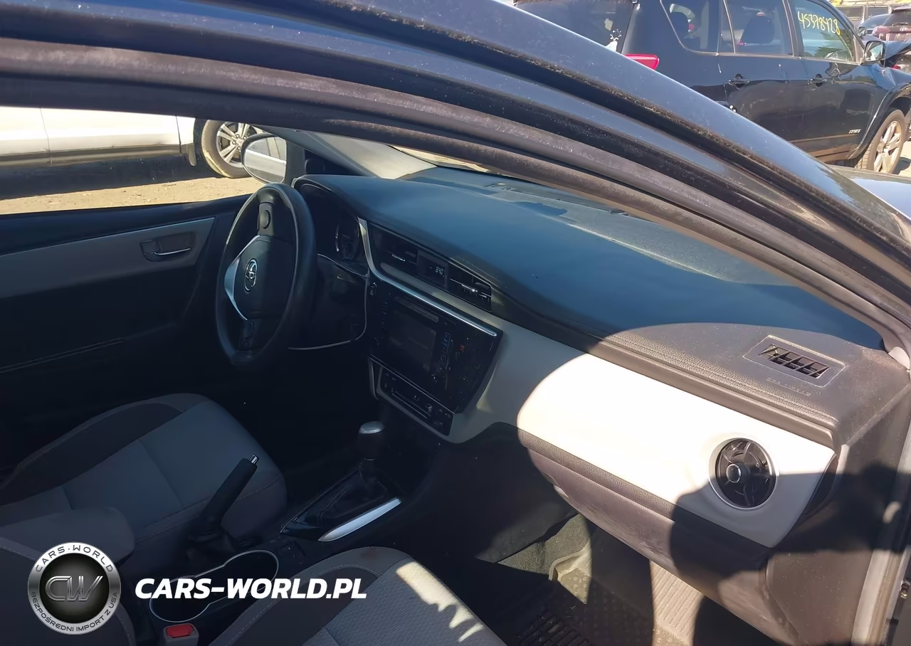 2019 Toyota Corolla Le VIN:2T1BURHE5KC140121 - 5