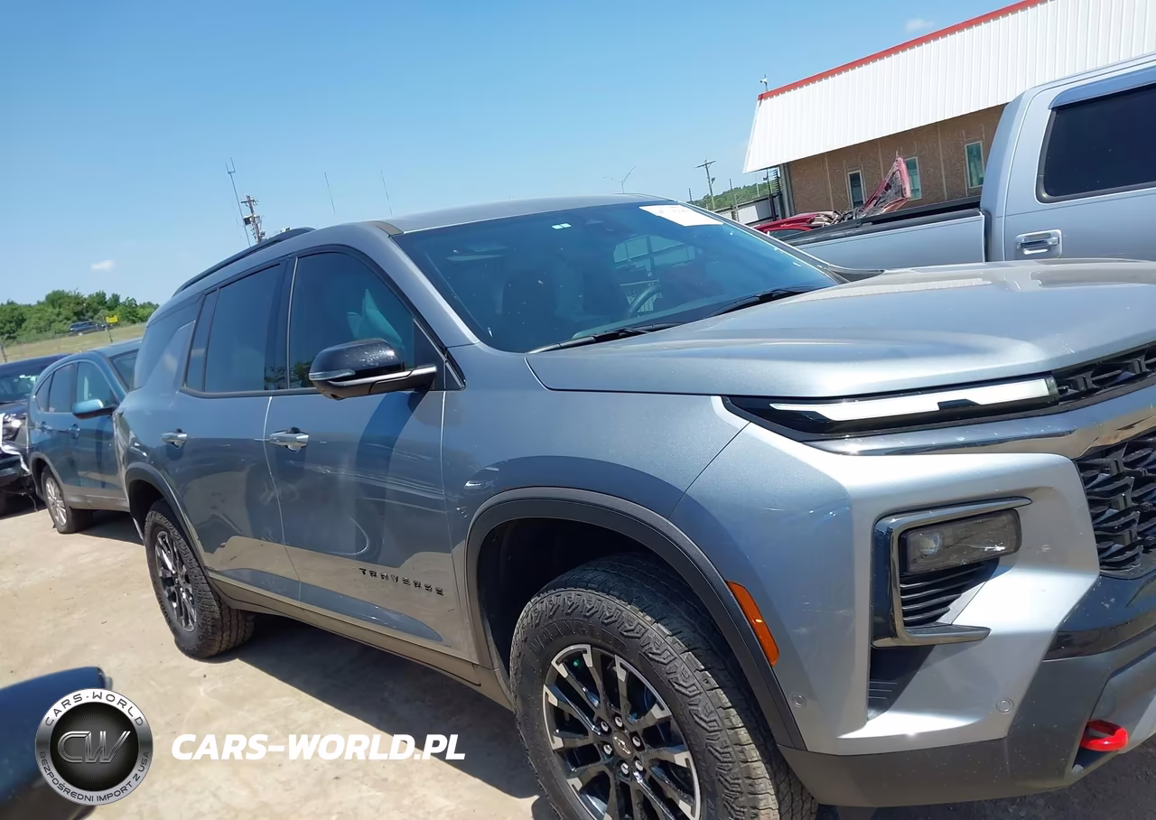 2026 Chevrolet Traverse Awd Z71 VIN:1GNEVJKS7TJ114286 - 13