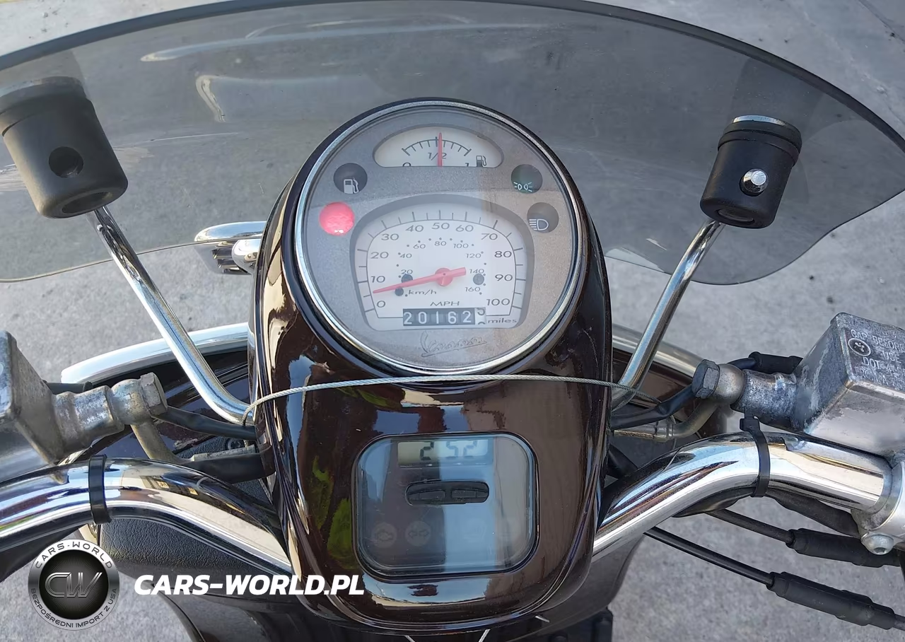 2012 Vespa Gts 300 Super VIN:ZAPM459LXC5900622 - 7
