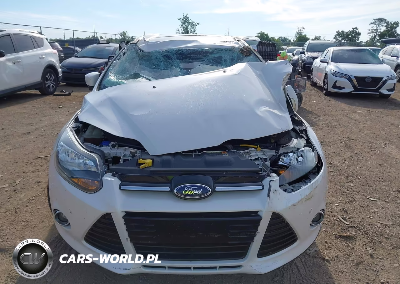 2012 Ford Focus Titanium VIN:1FAHP3N23CL226620 - 12