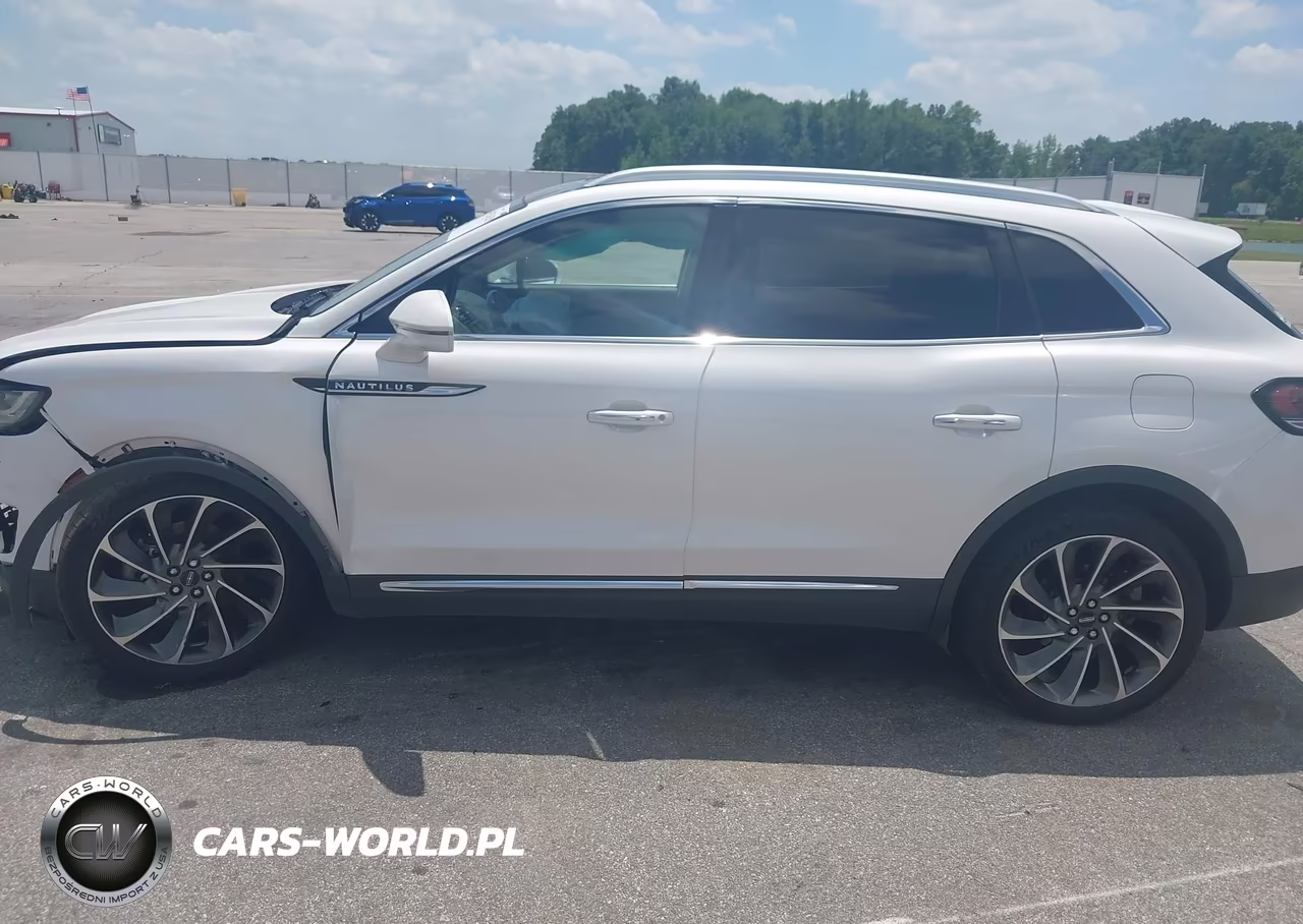 2019 Lincoln Nautilus Reserve VIN:2LMPJ8L9XKBL58633 - 14