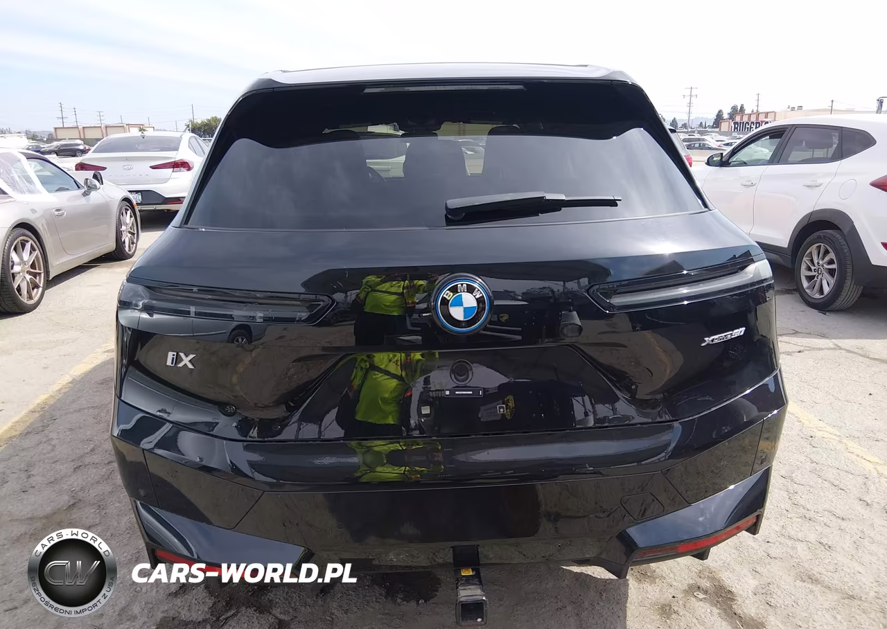 2024 BMW Ix xDrive50 VIN:WB523CF06RCR48869 - 16