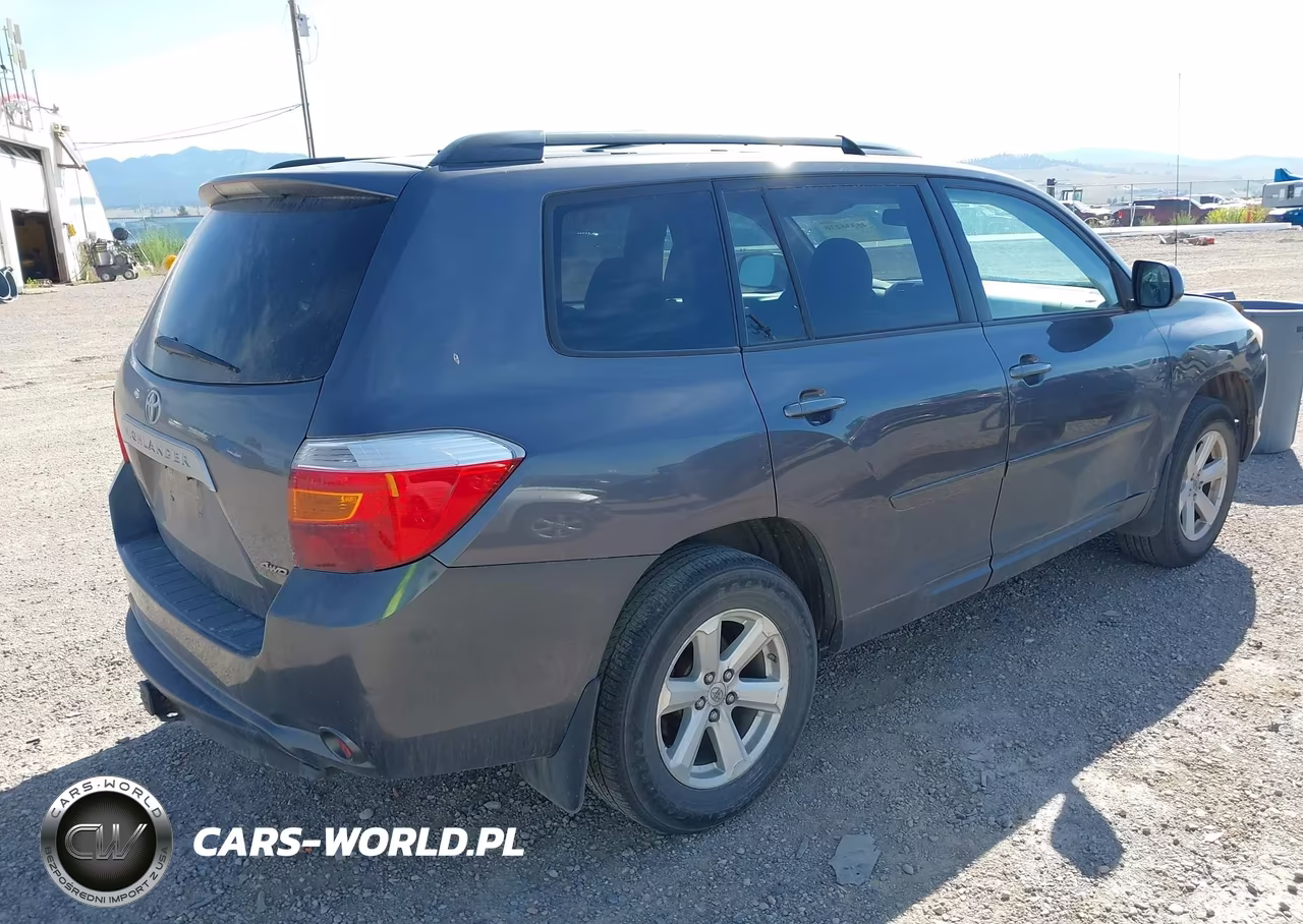 2010 Toyota Highlander Base V6 VIN:5TDBK3EHXAS002534 - 4