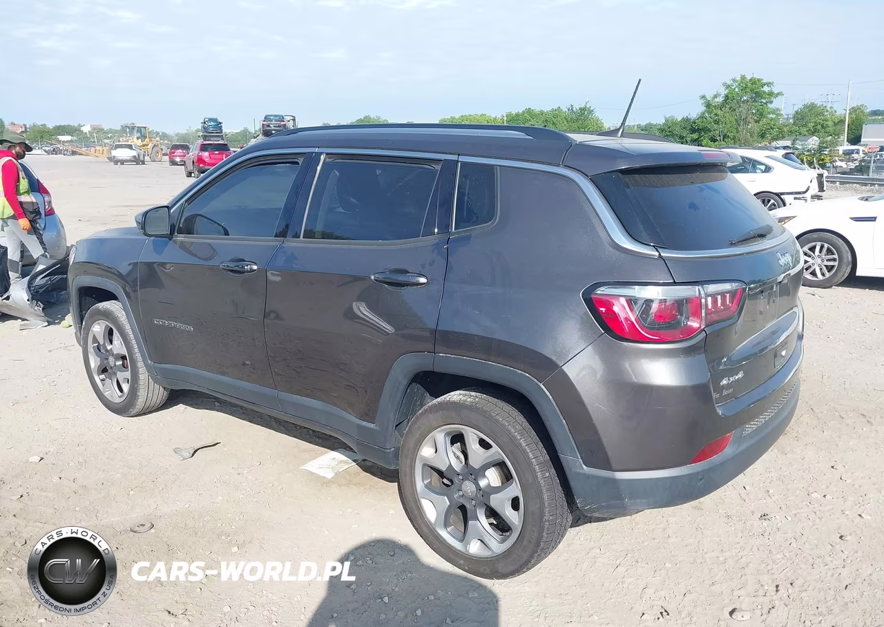 2019 Jeep Compass Limited 4X4 VIN:3C4NJDCB8KT747648 - 3