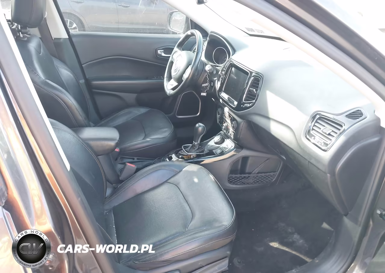2019 Jeep Compass Limited 4X4 VIN:3C4NJDCB8KT747648 - 5