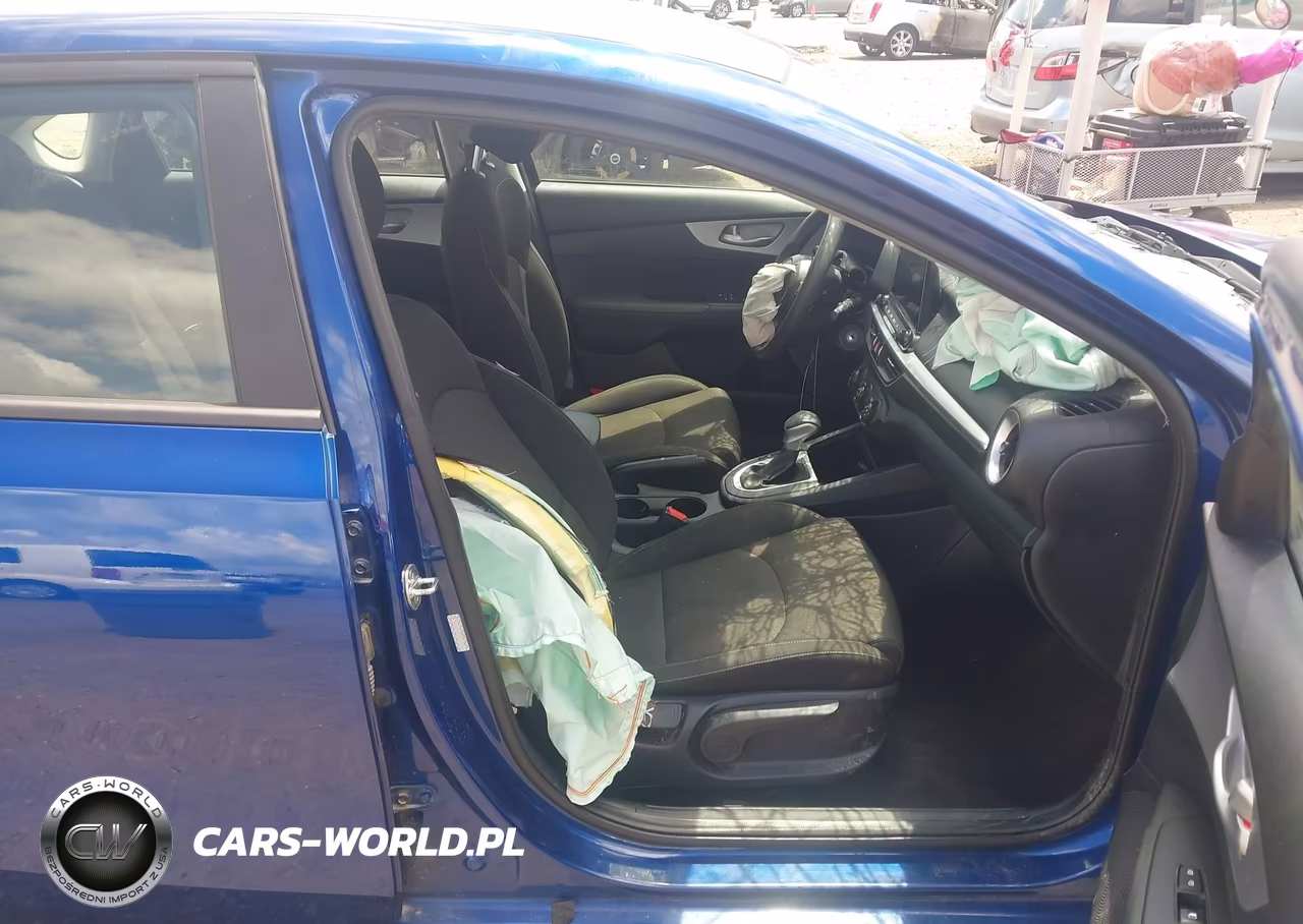 2024 Kia Forte Lxs VIN:3KPF24AD7RE742395 - 5