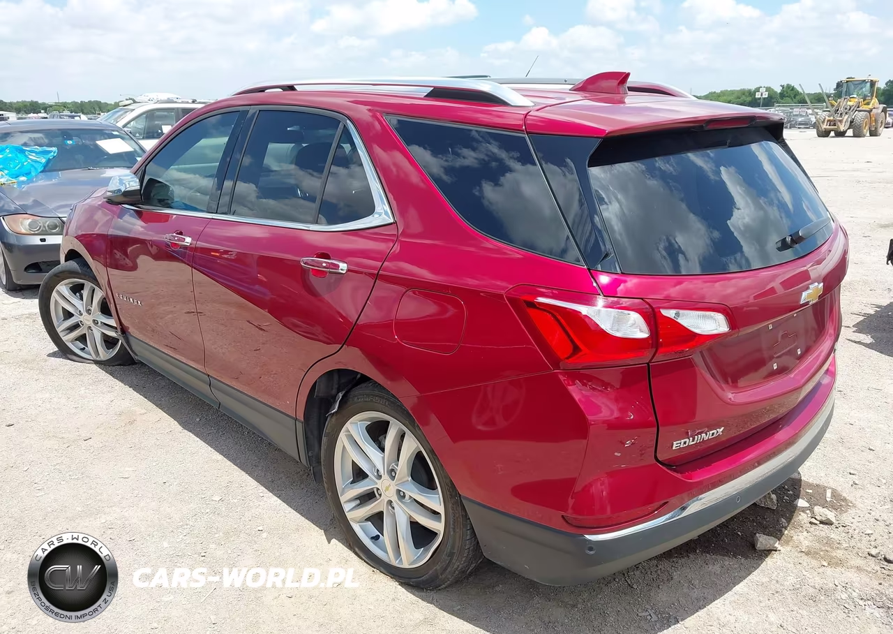 2018 Chevrolet Equinox Premier VIN:2GNAXMEV6J6129145 - 3