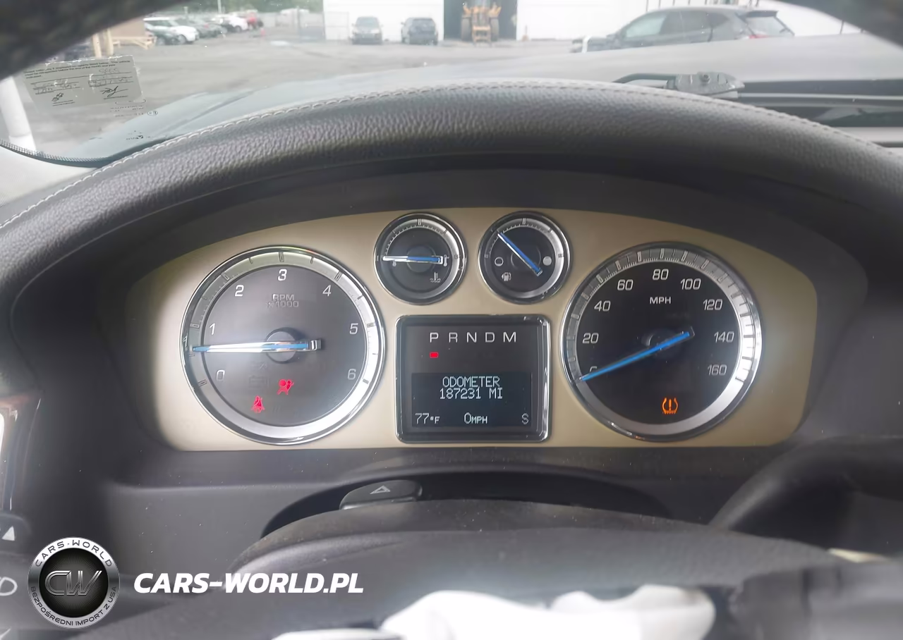 2013 Cadillac Escalade Platinum Edition VIN:1GYS4DEF8DR279999 - 7