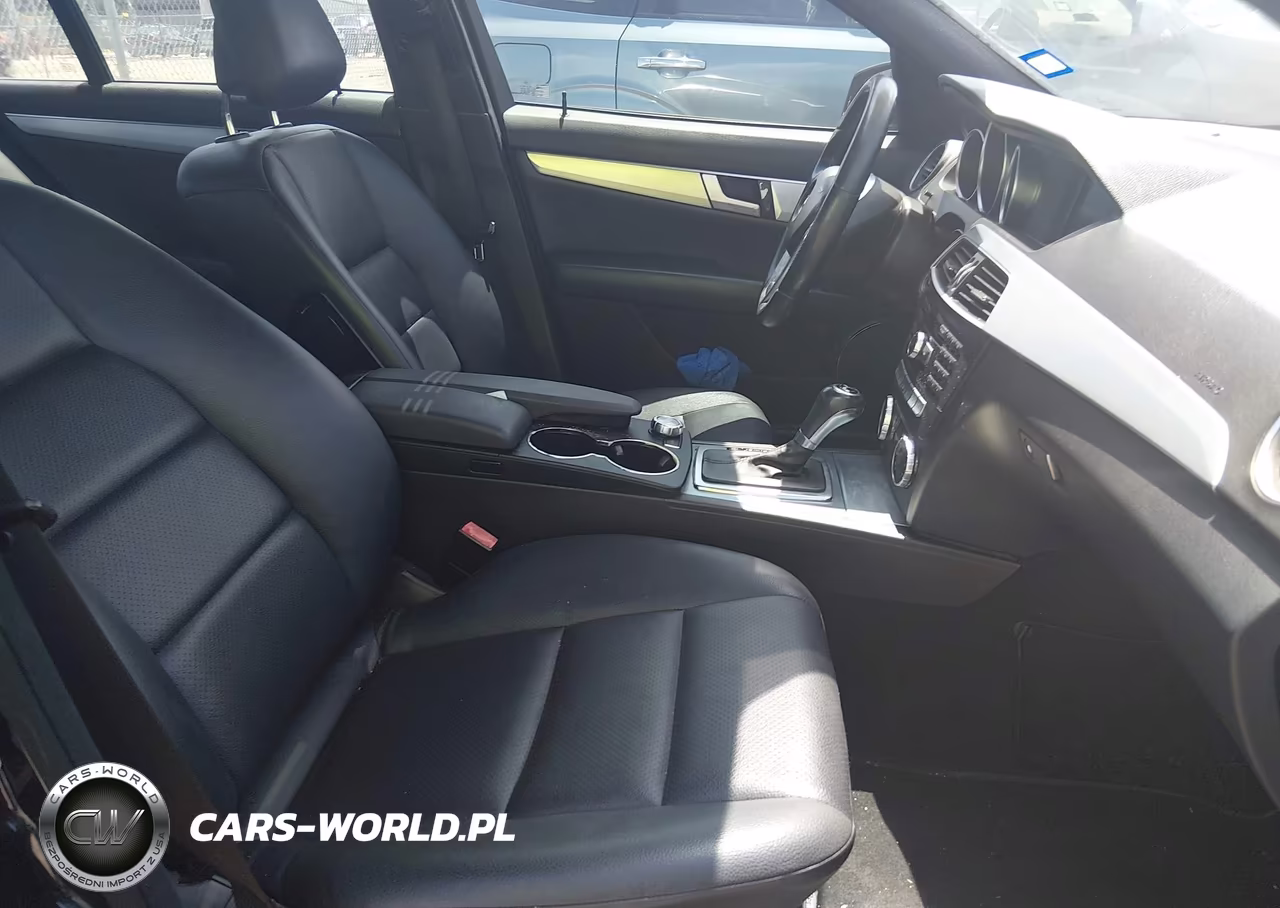 2013 Mercedes-Benz C 250 Sport VIN:WDDGF4HB4DA742420 - 5