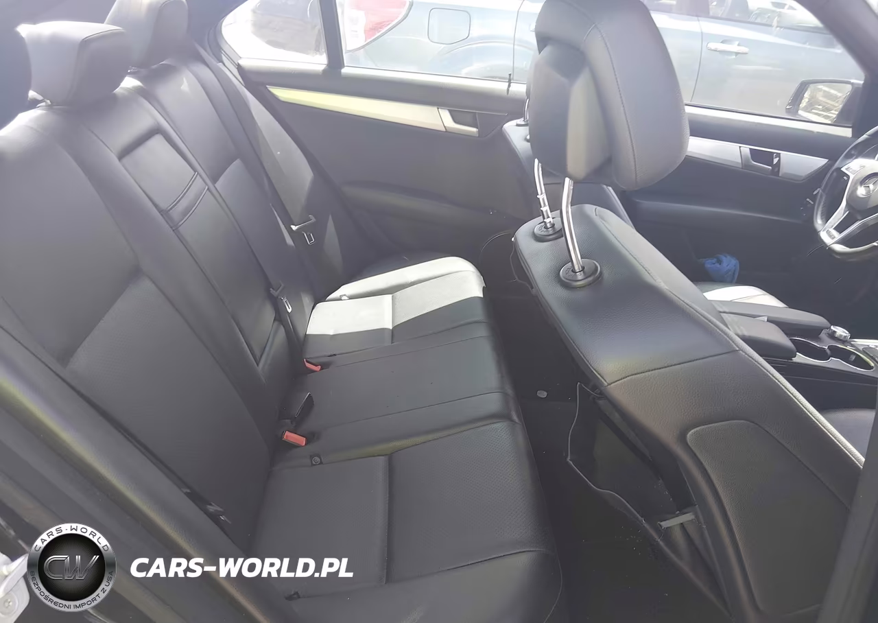 2013 Mercedes-Benz C 250 Sport VIN:WDDGF4HB4DA742420 - 8
