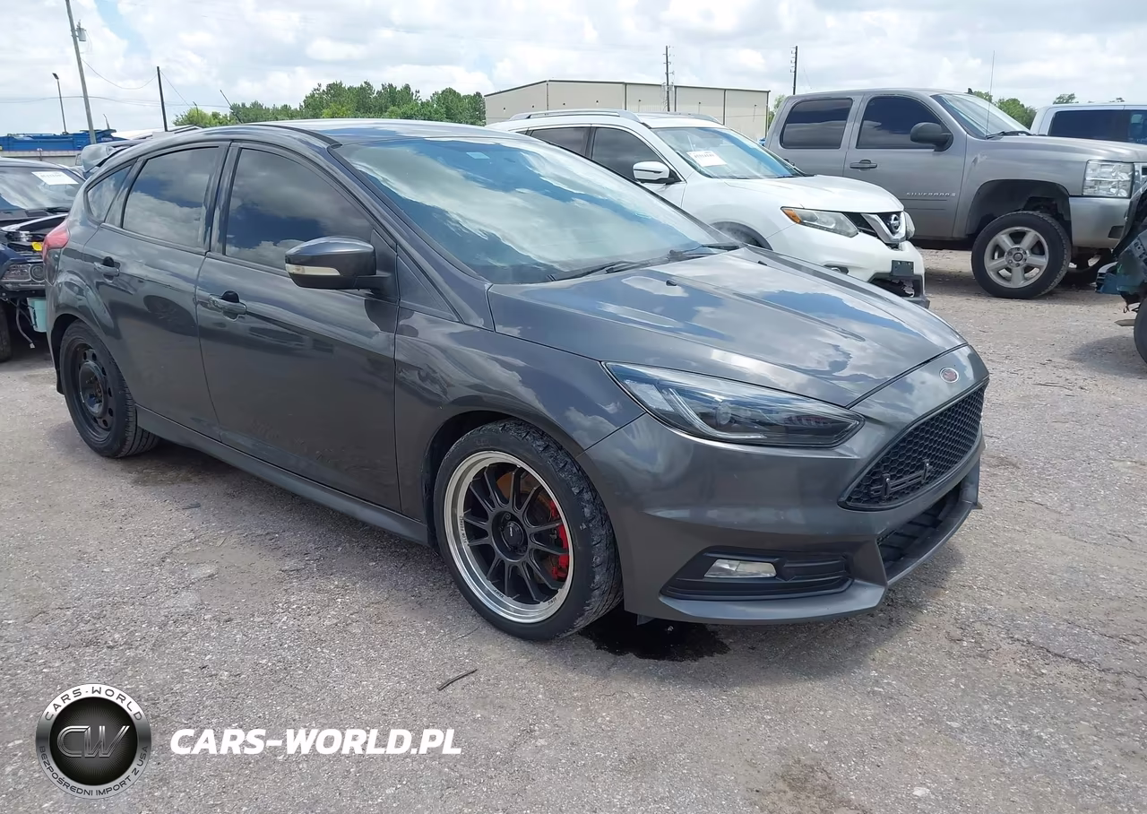 2016 Ford Focus St – zdjęcie 1 z 16