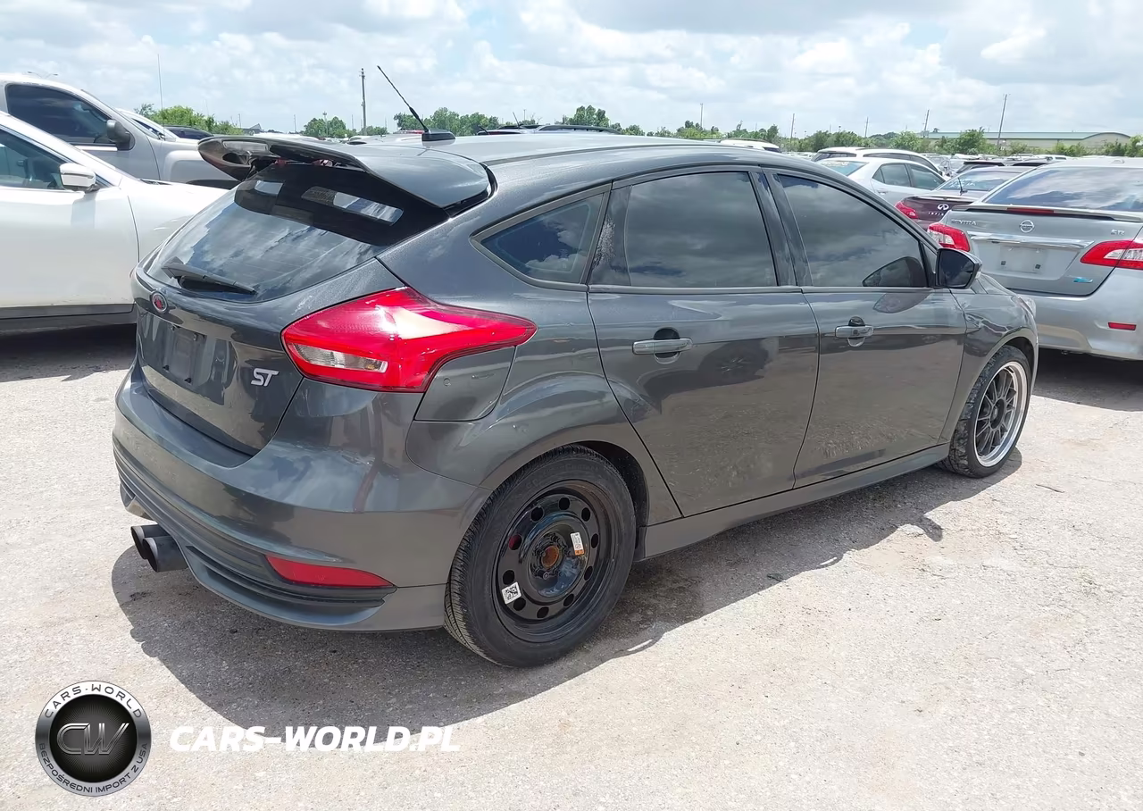 2016 Ford Focus St VIN:1FADP3L9XGL336729 - 4